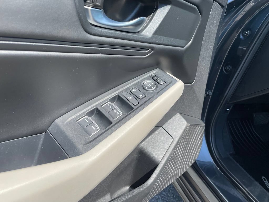 Used 2023 Honda Accord EX image 11