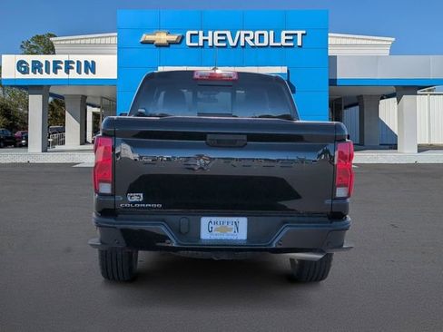 Used 2025 Chevrolet Colorado W/T RWD image 8