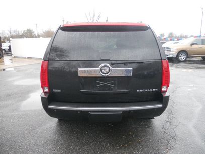 Used 2011 Cadillac Escalade Luxury