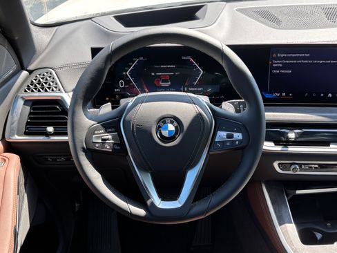 Used 2026 BMW X5 xDrive40i w/ Premium Package image 18