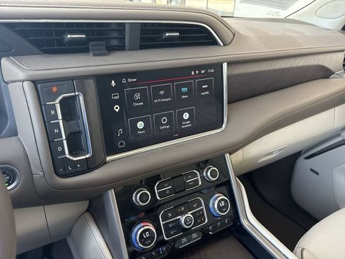 Certified 2023 GMC Yukon Denali AWD/4WD image 13