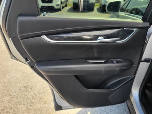 Used 2020 Cadillac XT5 Premium Luxury image 14