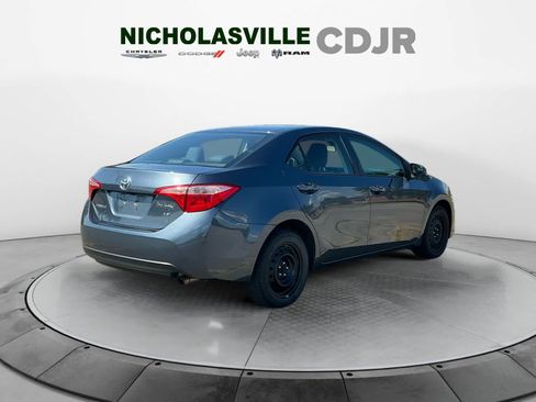 Used 2018 Toyota Corolla LE FWD image 5
