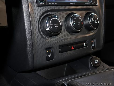 Used 2014 Dodge Challenger R/T Plus image 32