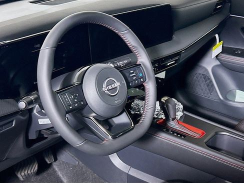 New 2026 Nissan Kicks SR w/ SR Premium Package image 9