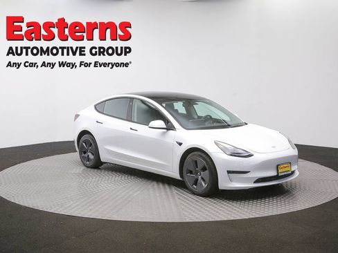 Used 2023 Tesla Model 3 Standard Range RWD image 43