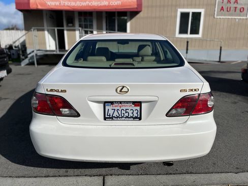 Used 2003 Lexus ES 330 image 6
