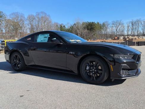 New 2026 Ford Mustang GT image 2