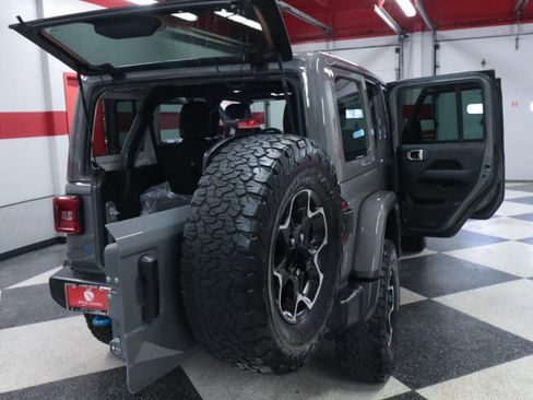 Used 2023 Jeep Wrangler Rubicon w/ Cold Weather Group image 29
