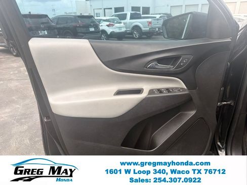 Used 2021 Chevrolet Equinox LS w/ LS Convenience Package FWD image 9