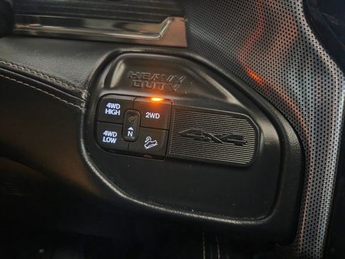 Used 2019 RAM 2500 Limited AWD/4WD image 53