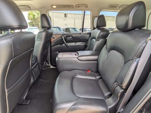 Used 2024 Nissan Armada SL w/ Captain's Chairs Package AWD/4WD image 16