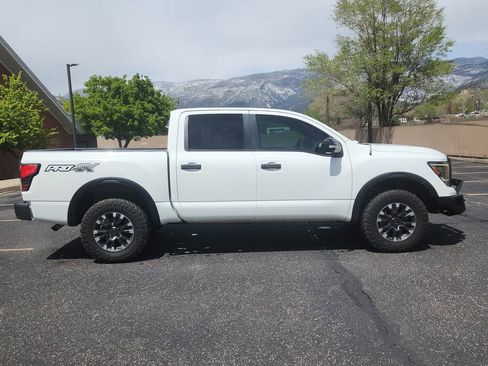 Used 2020 Nissan Titan PRO-4X w/ Pro-4x Convenience Package AWD/4WD image 2