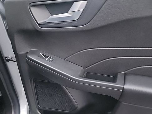 Certified 2023 Ford Escape Platinum image 35