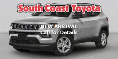 Used 2024 Jeep Compass Latitude AWD/4WD image 1