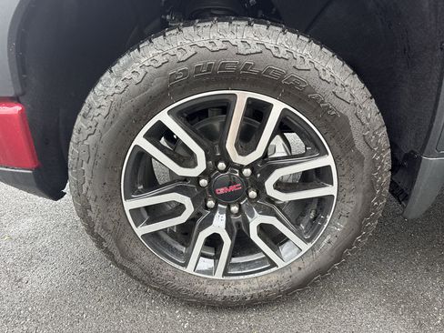 New 2026 GMC Sierra 1500 AT4 w/ AT4 Premium Package AWD/4WD image 19