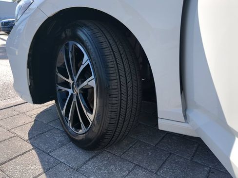 Certified 2024 Volkswagen Jetta Sport FWD image 31