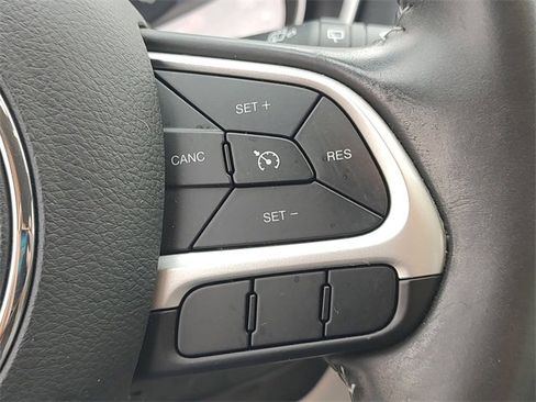 Certified 2018 Jeep Compass Latitude w/ Popular Equipment Group image 22