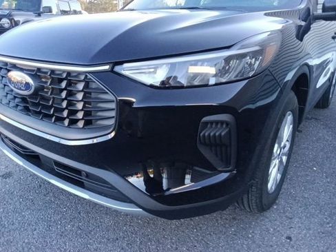 New 2026 Ford Escape Active w/ Cold Weather Package image 9