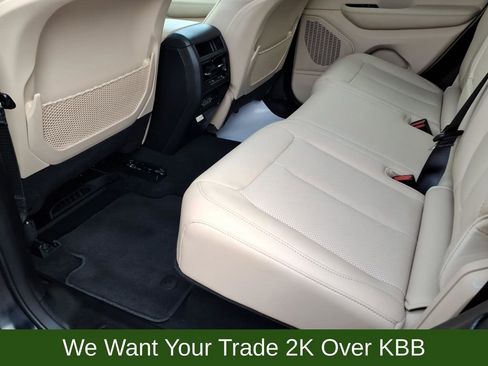 Used 2024 Jeep Grand Cherokee Limited w/ Luxury Tech Group II AWD/4WD image 13