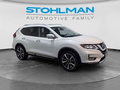 Used 2018 Nissan Rogue SL w/ Premium Package AWD/4WD image 11