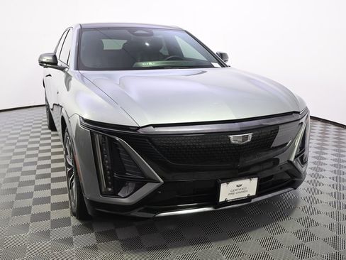 Used 2024 Cadillac Lyriq Sport AWD/4WD image 9