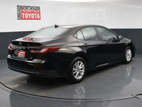 Used 2025 Toyota Camry LE FWD image 4