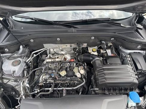 Certified 2025 Volkswagen Atlas Cross Sport SEL Premium R-Line image 37