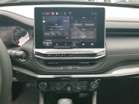 Used 2023 Jeep Compass Altitude w/ Convenience Group image 27