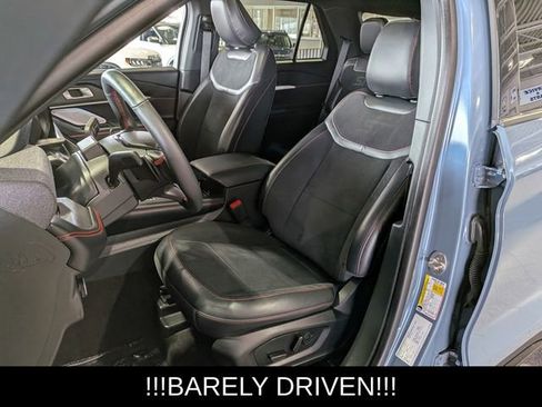 Used 2025 Ford Explorer ST image 11