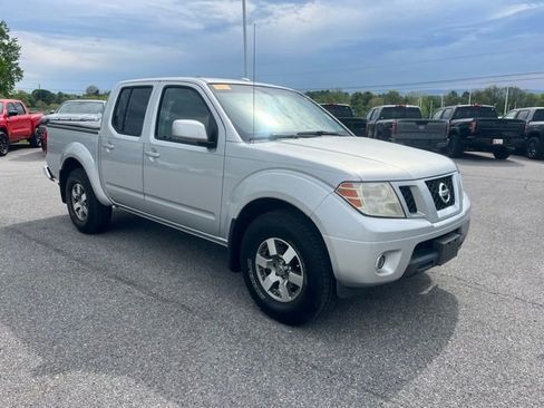 Used 2010 Nissan Frontier PRO-4X w/ Pro-4x Value Truck Pkg AWD/4WD image 1