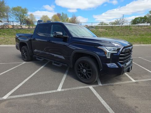 Used 2024 Toyota Tundra Limited AWD/4WD image 2