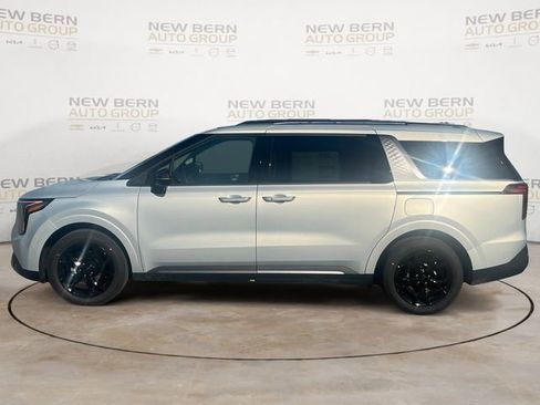 New 2026 Kia Carnival SX Prestige FWD image 2