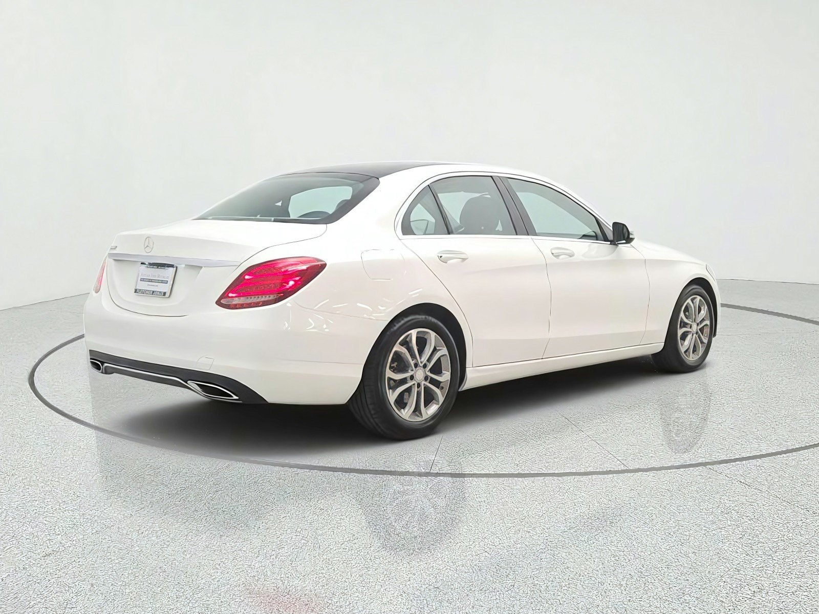 Used 2016 Mercedes-Benz C 300 Sedan image 5