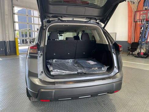 New 2026 Nissan Rogue SV FWD image 7
