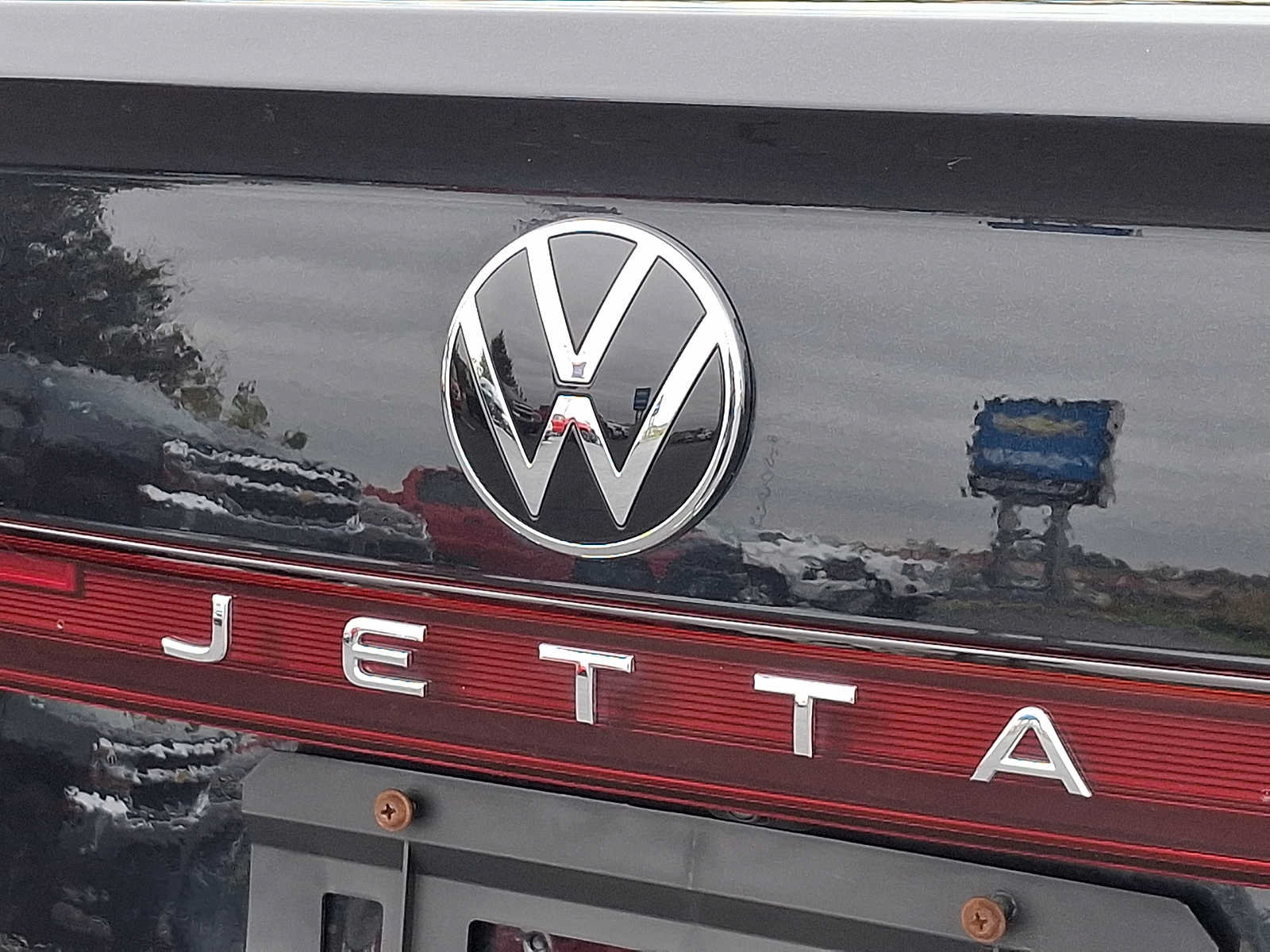 Used 2025 Volkswagen Jetta SE FWD image 29
