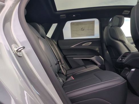 New 2026 Cadillac Lyriq V AWD/4WD image 32