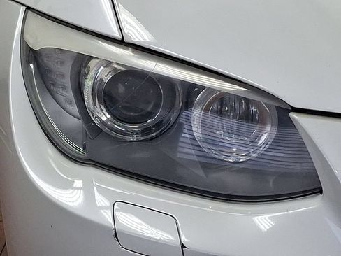 Used 2011 BMW 328i xDrive Coupe AWD/4WD image 8