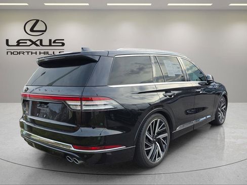 Used 2025 Lincoln Aviator Black Label image 5