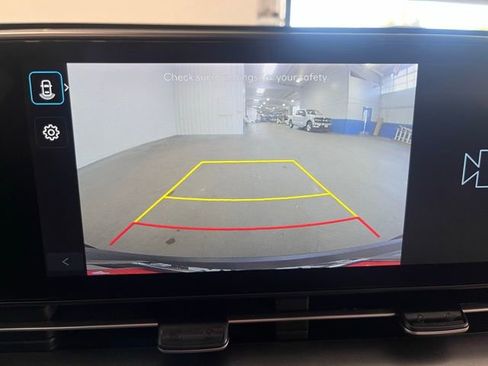 Used 2024 Hyundai Kona SEL image 29