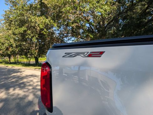 Used 2019 Chevrolet Colorado ZR2 AWD/4WD image 11