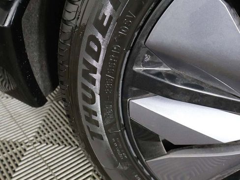 Used 2023 Nissan Ariya AWD image 23