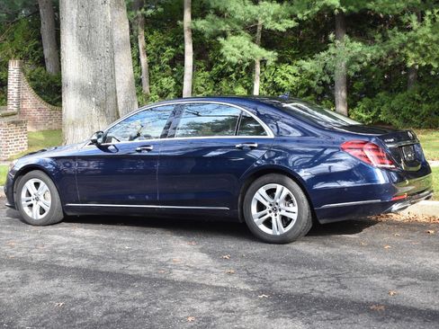Used 2020 Mercedes-Benz S 560 4MATIC Sedan image 4