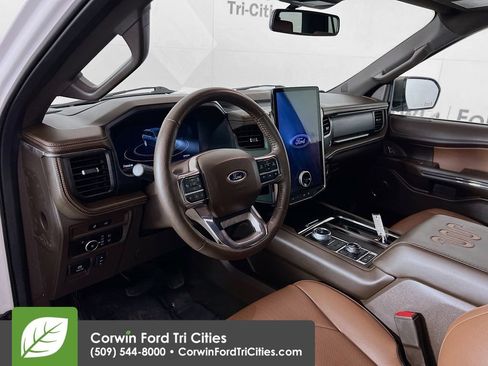 Used 2024 Ford Expedition Max King Ranch AWD/4WD image 3