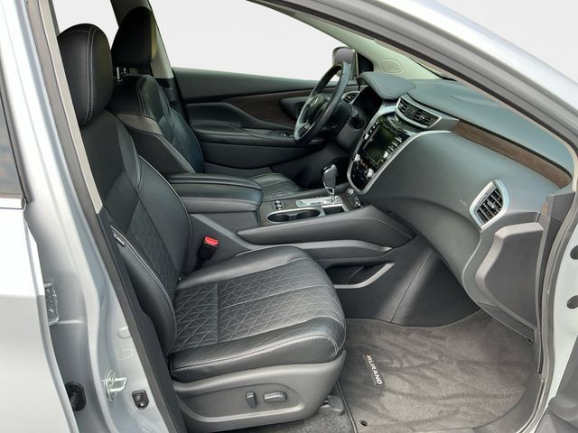 Used 2020 Nissan Murano Platinum AWD/4WD image 16