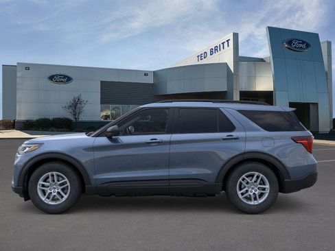 New 2026 Ford Explorer Active image 4