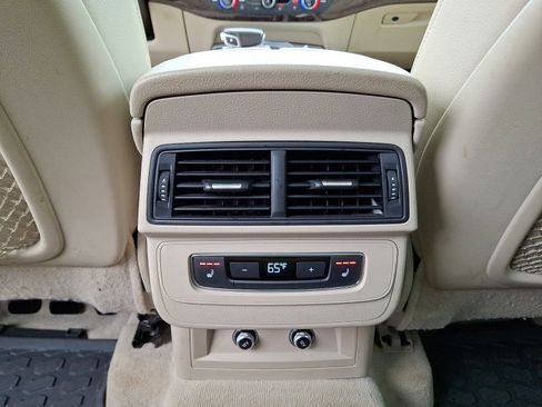 Used 2019 Audi Q7 2.0T Premium Plus w/ Premium Plus Package AWD/4WD image 24