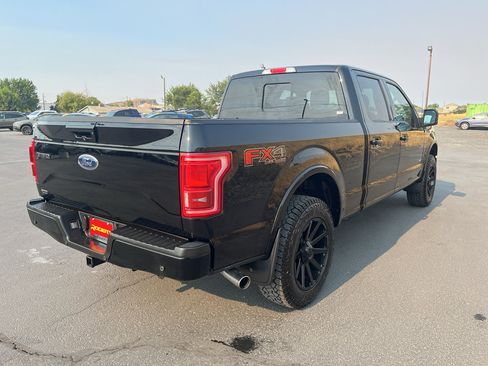 Used 2017 Ford F150 Lariat w/ Equipment Group 502A Luxury AWD/4WD image 4
