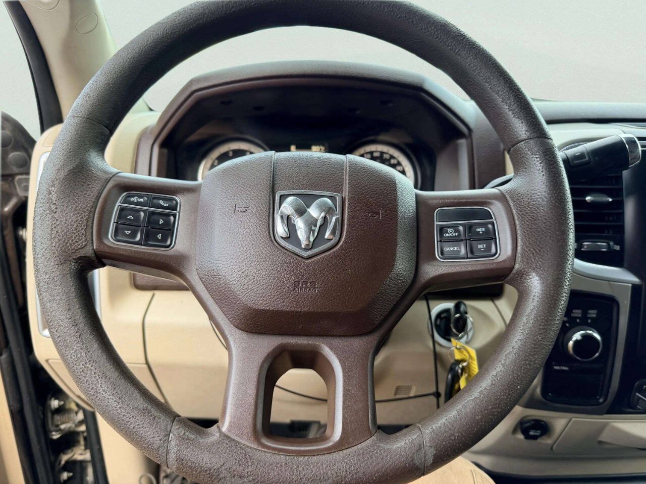 Used 2017 RAM 2500 SLT AWD/4WD image 27