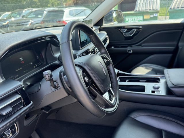 Used 2023 Lincoln Aviator AWD w/ Elements Package image 25